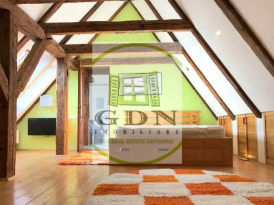 Închiriere apartament 2 camere Centru Vechi Brașov