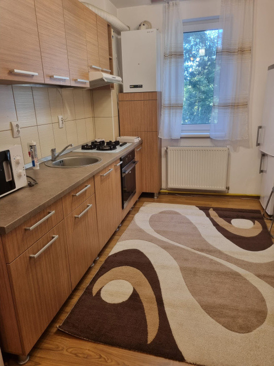 Închiriere apart. cu 2 camere, Gheorgheni, 600 Eur