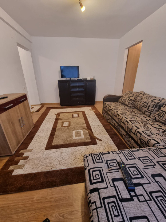Închiriere apart. cu 2 camere, Gheorgheni, 600 Eur
