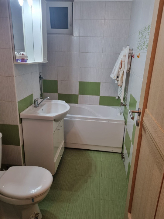 Închiriere apart. cu 2 camere, Gheorgheni, 600 Eur