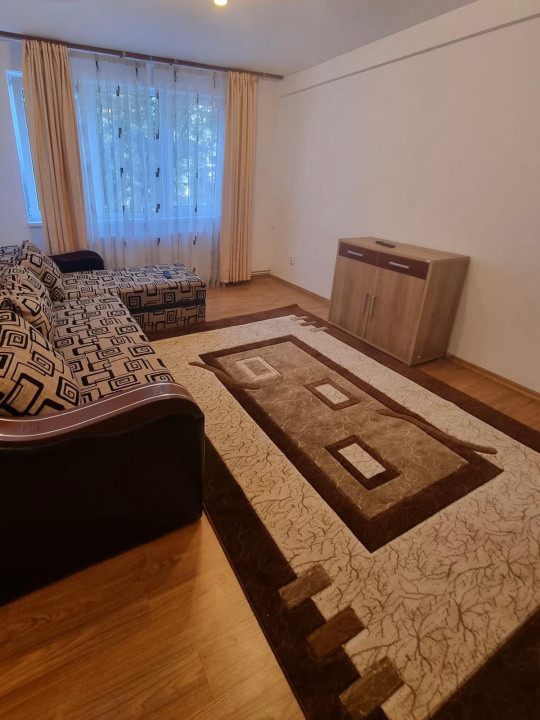 Închiriere apart. cu 2 camere, Gheorgheni, 600 Eur