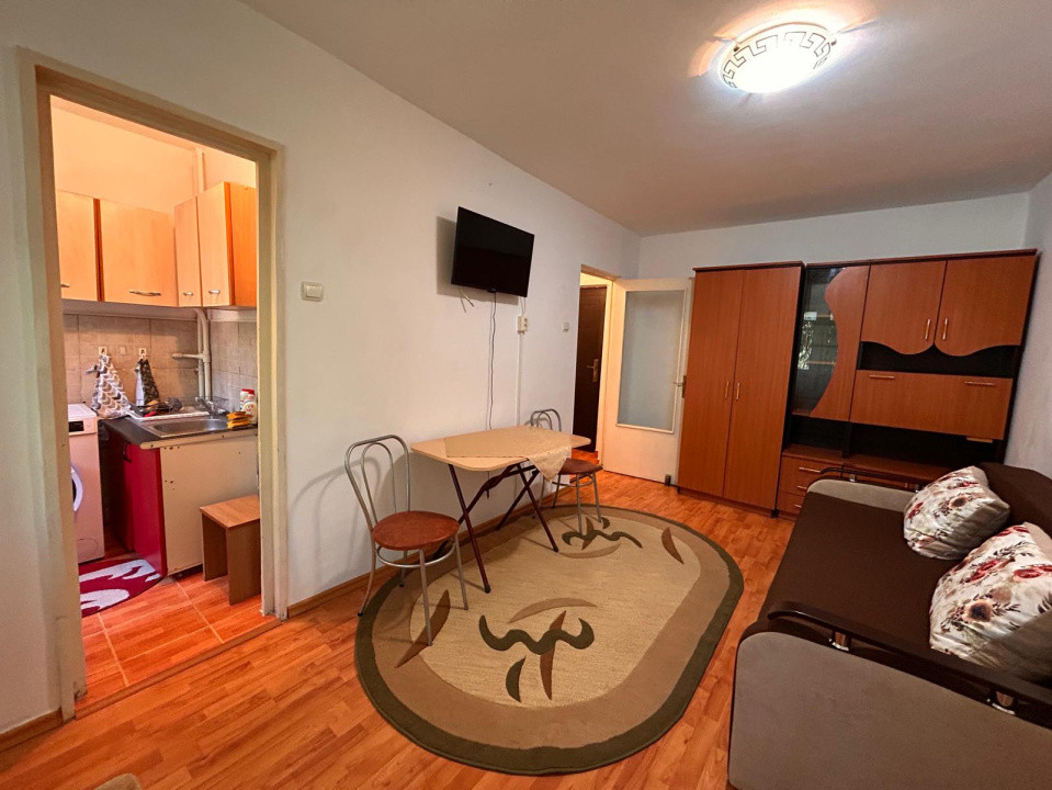 Închiriere apart. cu 1 cameră, 24 mp., Zorilor, 350 EUR