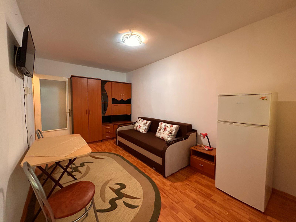Închiriere apart. cu 1 cameră, 24 mp., Zorilor, 350 EUR