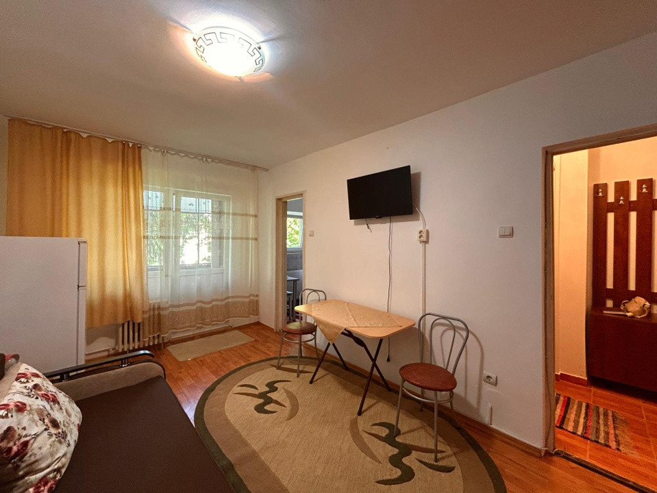 Închiriere apart. cu 1 cameră, 24 mp., Zorilor, 350 EUR