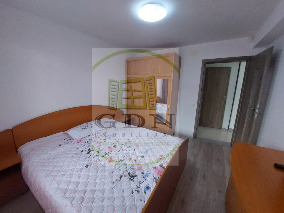 Inchiriere apartament 2 camere vis a vis Coresi, Brașov