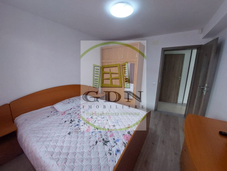 Inchiriere apartament 2 camere vis a vis Coresi, Brașov