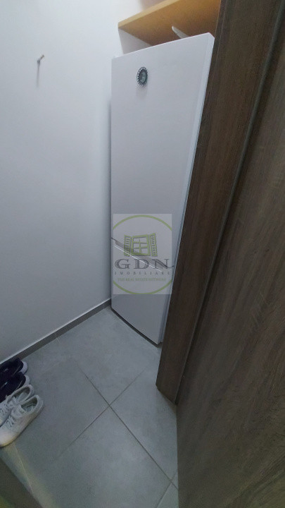 Inchiriere apartament 2 camere vis a vis Coresi, Brașov