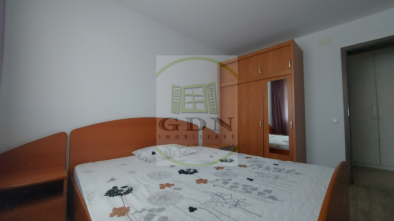 Inchiriere apartament 2 camere vis a vis Coresi, Brașov