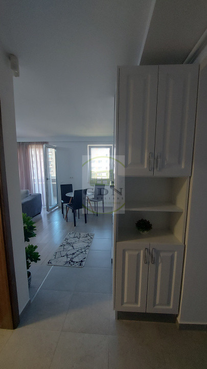 Inchiriere apartament 2 camere vis a vis Coresi, Brașov