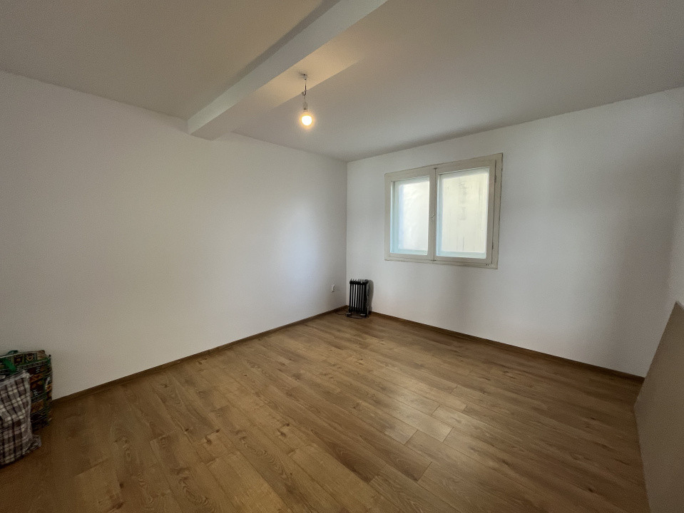 Apartament central de vânzare 