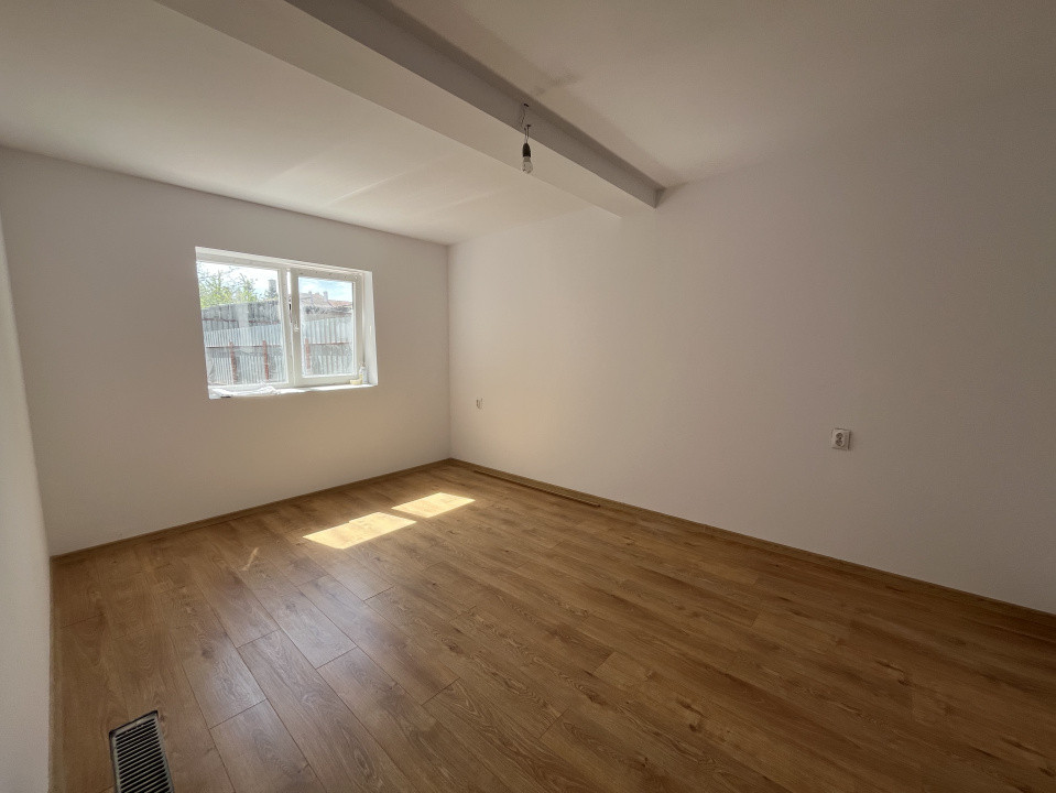 Apartament central de vânzare 