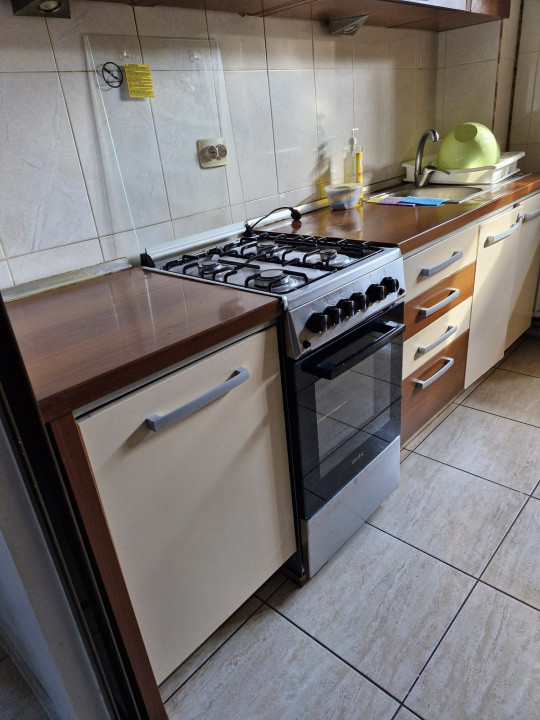 Apartament 3 camere - 70 mp - Vasile Aaron,Sibiu