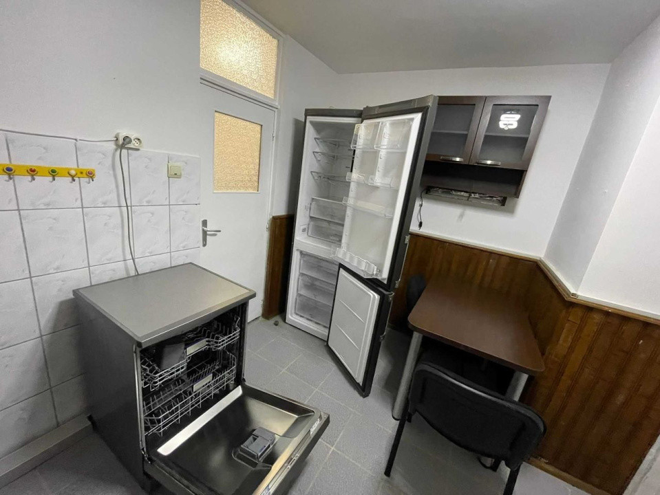 🏡 Apartament 2 camere decomandat | 68 mp | Zona Terezian
