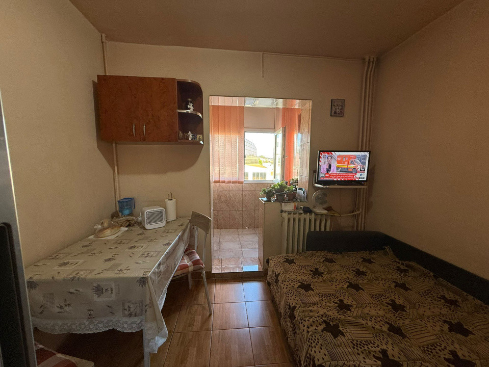 Apartament 2 camere decomandat, 57 mp, Lapus Arges, Zona Metal Lemn