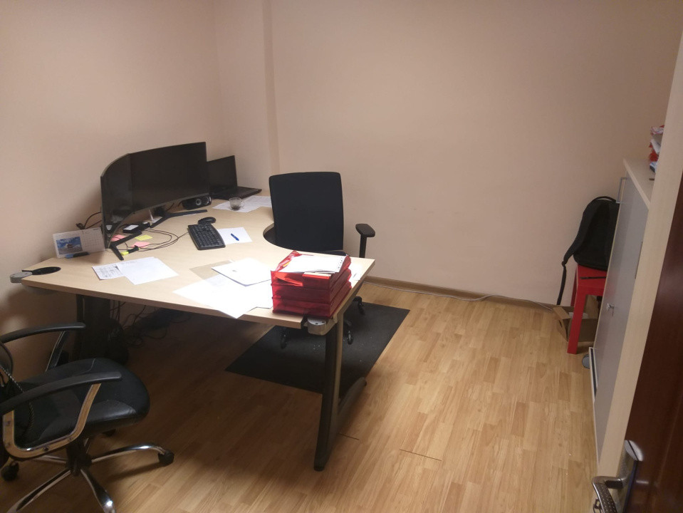 Casa individuala de inchiriat pentru birouri sau alte activitati !