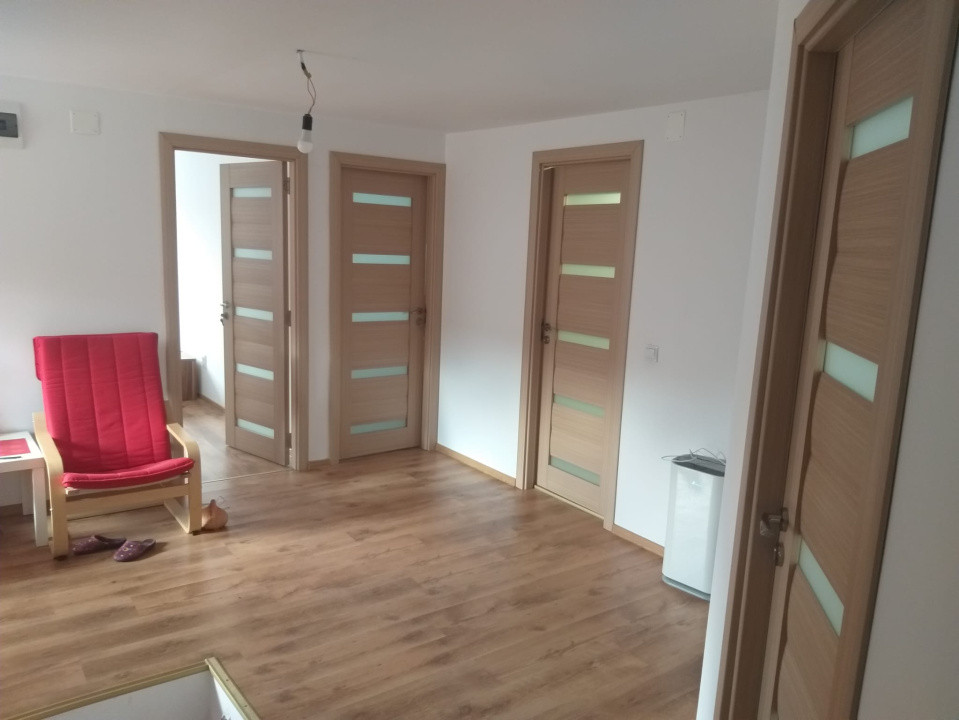 Casa individuala de inchiriat pentru birouri sau alte activitati !