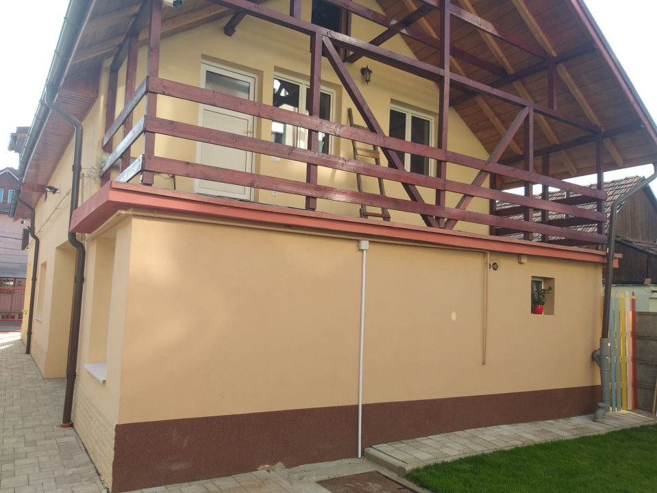 Casa individuala de inchiriat pentru birouri sau alte activitati !