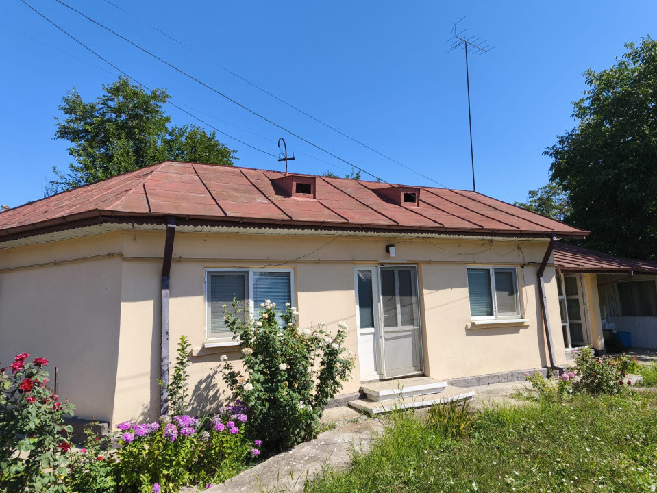 CASA  DE VANZARE ZONA OBOR 80MP/ TEREN 900 MP 