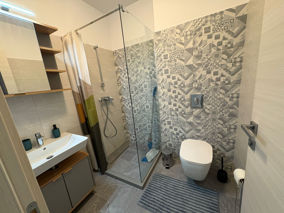 Apartament, 3 camere, 80 mp, Lapus Arges , Zona Trenul Pierdut