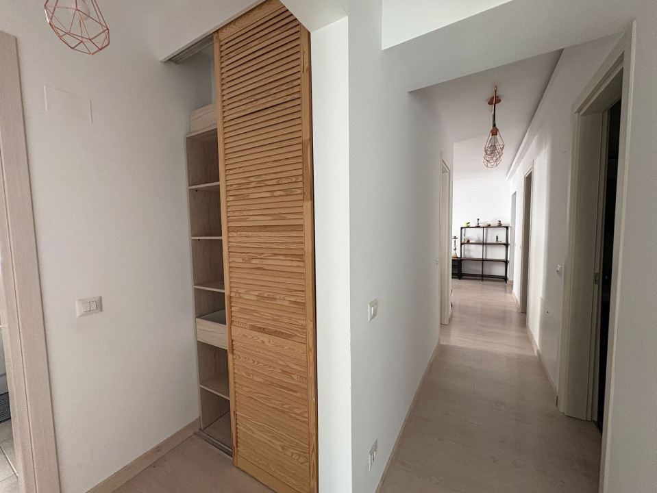 Apartament, 3 camere, 80 mp, Lapus Arges , Zona Trenul Pierdut