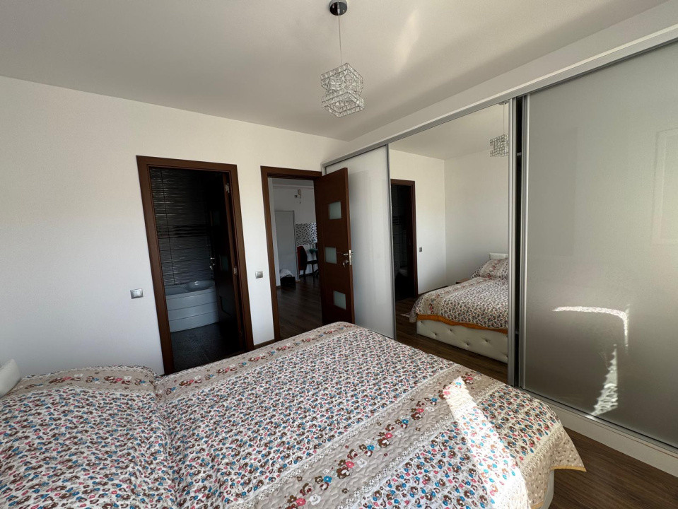 Apartament cu 3 camere de vanzare - etaj 2 - Marasesti bloc relativ nou
