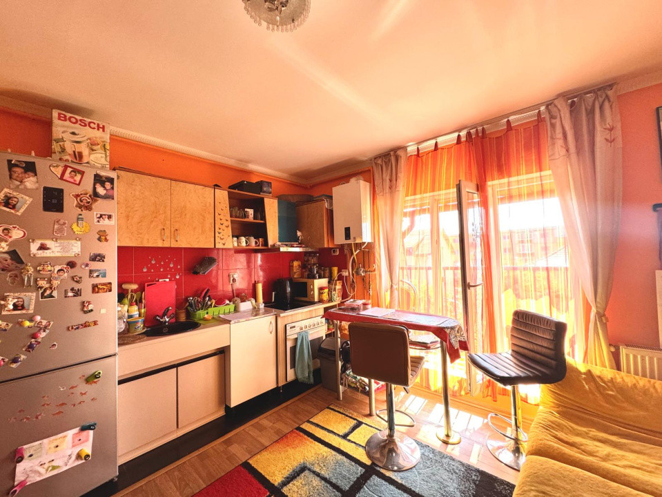 Apartament cu 2 camere de vanzare - Central str. Rozelor 