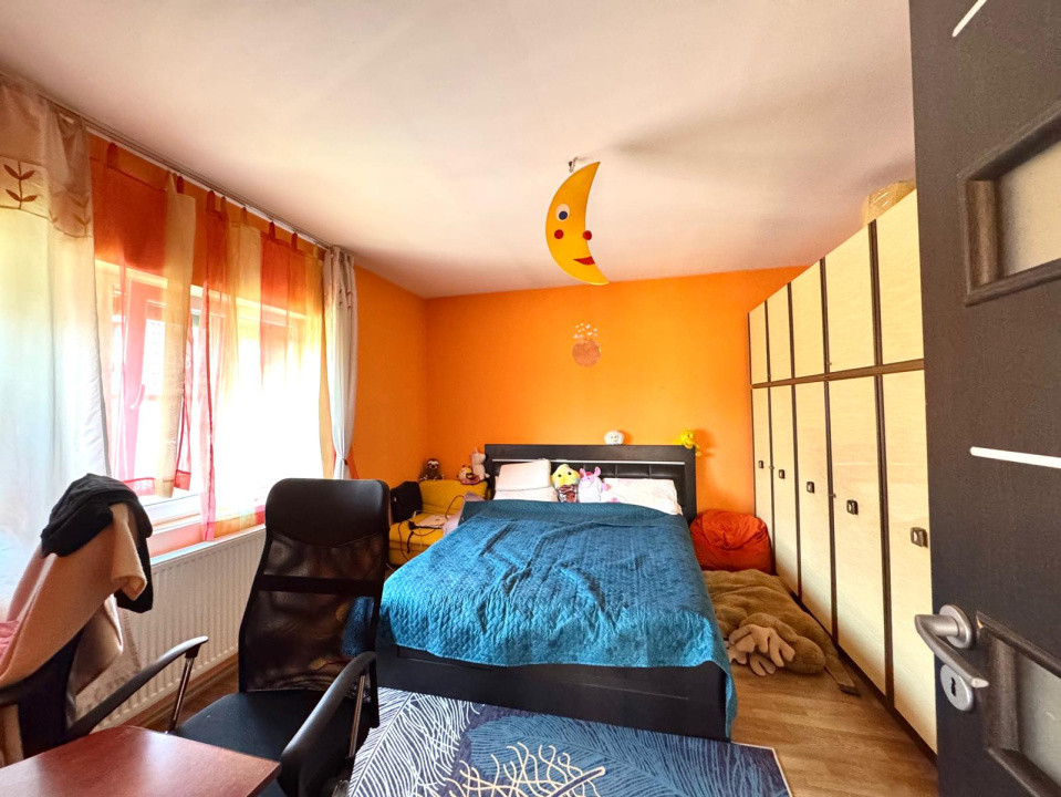 Apartament cu 2 camere de vanzare - Central str. Rozelor 