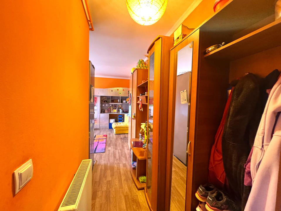 Apartament cu 2 camere de vanzare - Central str. Rozelor 