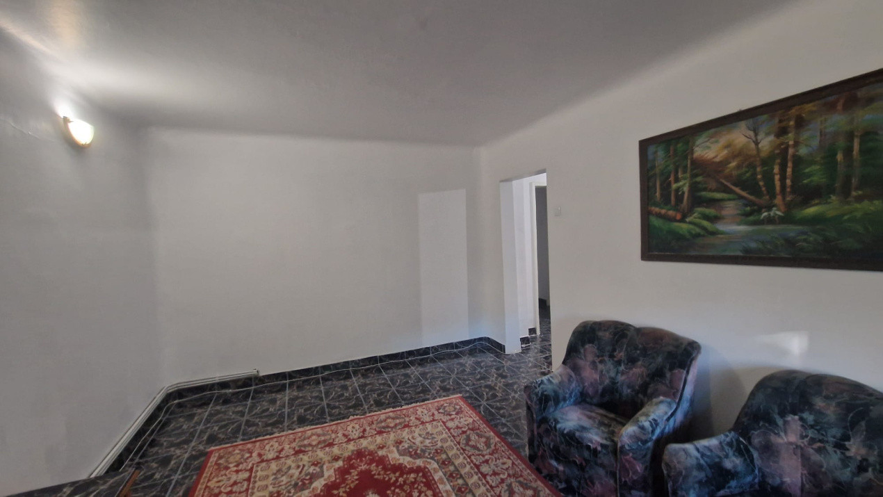 Apartament 3 camere, decomandat, 70mp, 1 mai, zona Spitalului