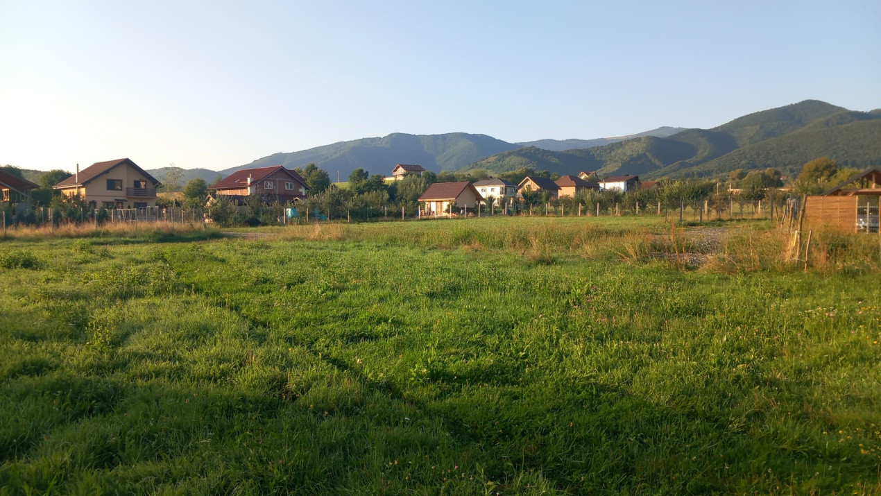 Teren intravilan  | 860 mp | de vânzare- Tocile-Sadu
