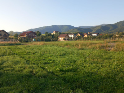 Teren intravilan  |  821 mp | de vânzare- Tocile-Sadu