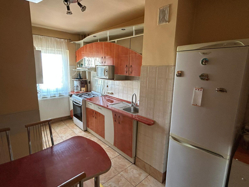 Închiriere apart. cu 3 cam., 64 mp., Mănăștur, 599 EUR