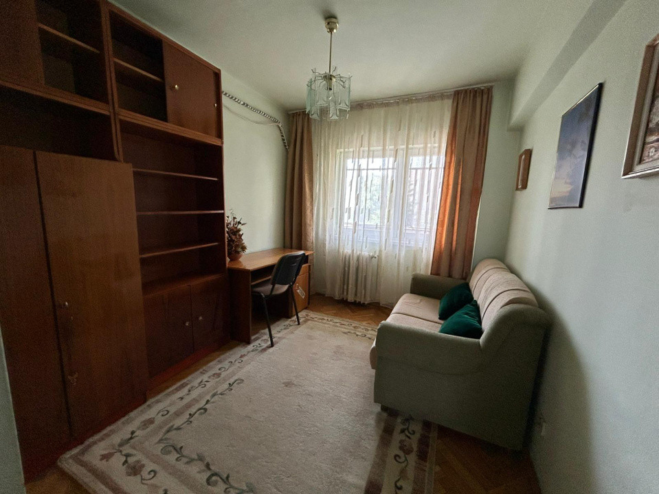 Închiriere apart. cu 3 cam., 64 mp., Mănăștur, 599 EUR