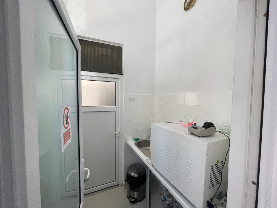 Spațiu comercial zona McDonald s 35,21mp pretabil cabinet medical
