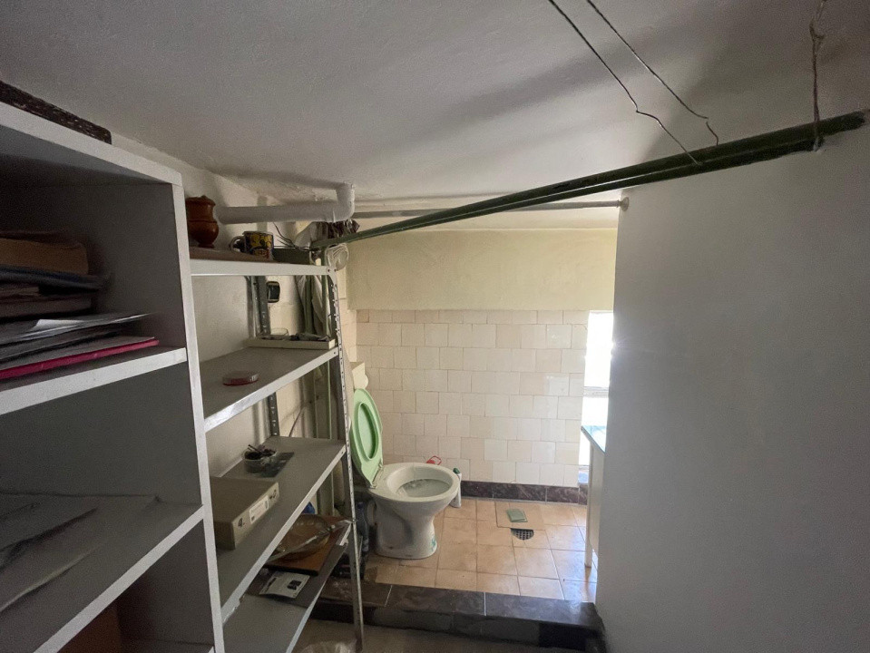 Spațiu comercial zona McDonald s 35,21mp pretabil cabinet medical