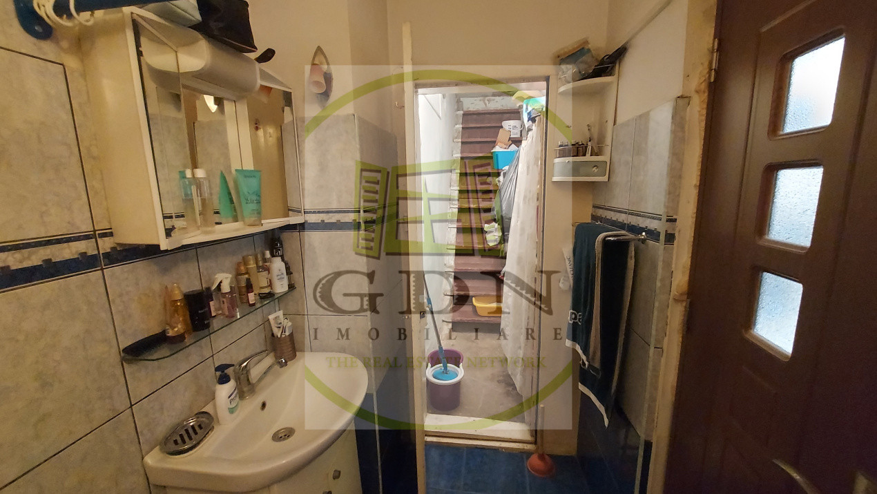 🏡 Casă de vânzare – Strada Lungă, Brașov