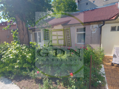 🏡 Casă de vânzare – Strada Lungă, Brașov