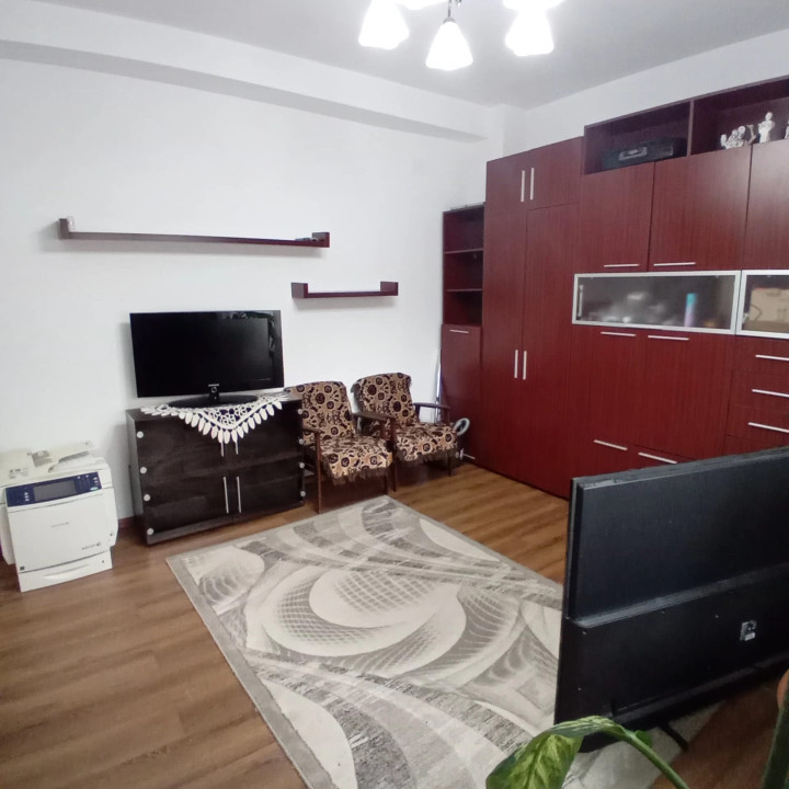 Oportunitate!Apartament 2 camere decomandat in Vila in Grigorescu!