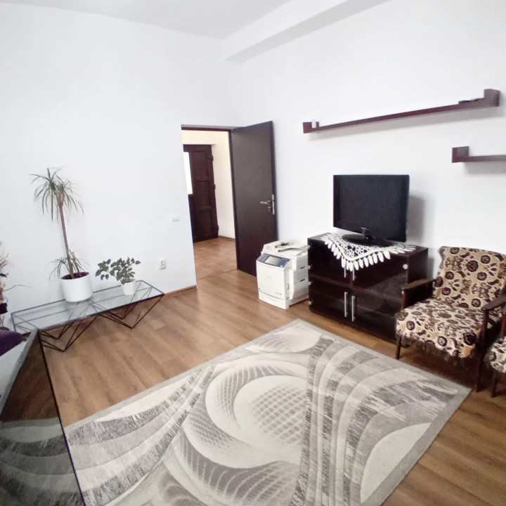 Oportunitate!Apartament 2 camere decomandat in Vila in Grigorescu!