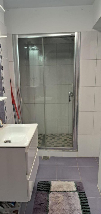 Apartament 3 camere la parterul unei vile, cu curte comună – 65 mp utili