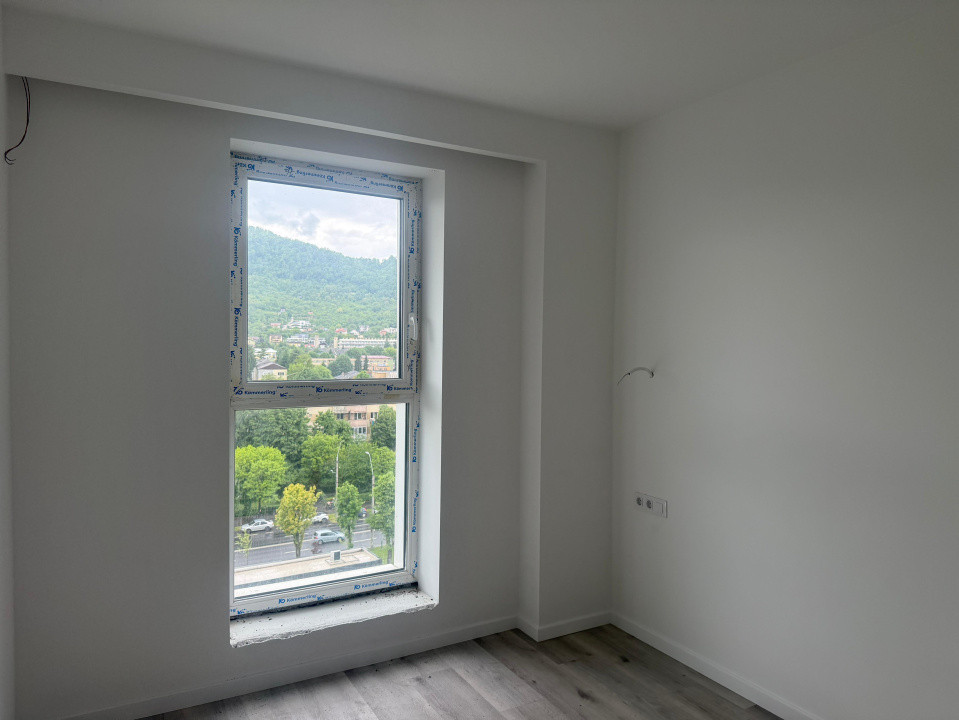 Apartament finisat cu 3 camere Cosbuc cu vedere panoramica