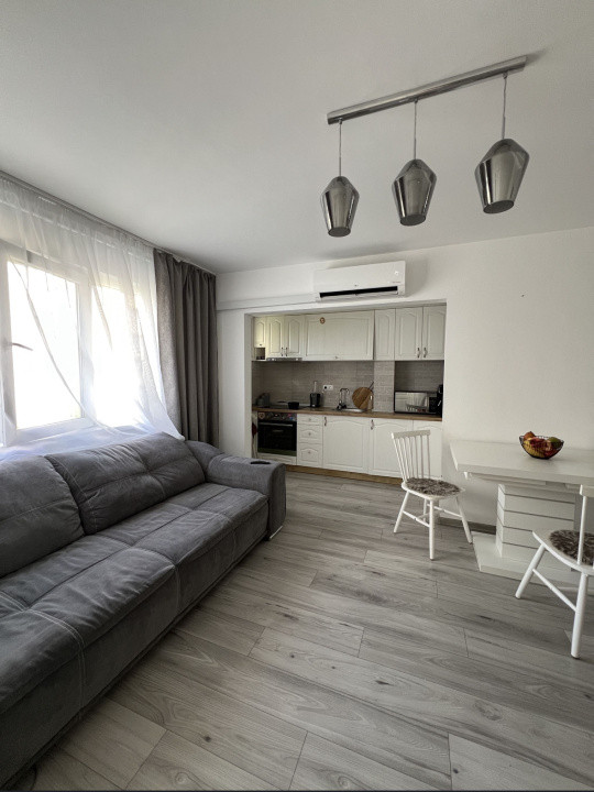 Apartament 2 camere  de vanzare