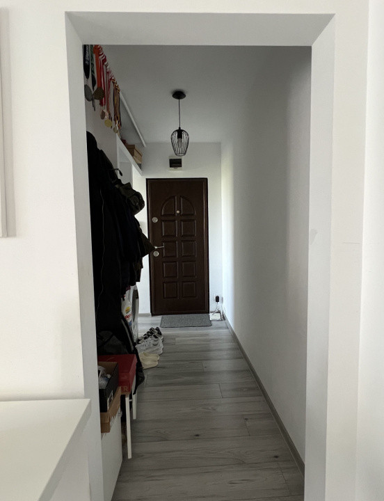 Apartament 2 camere  de vanzare