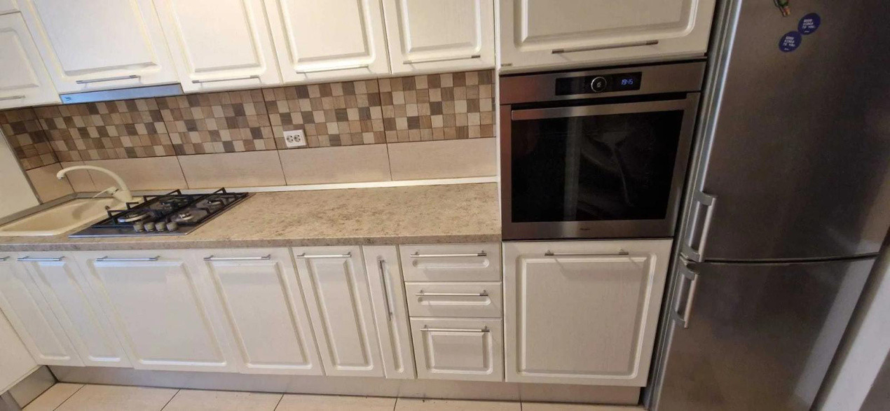Închiriere apart. cu 3 camere, mobilat, 600 Eur, Mărăști