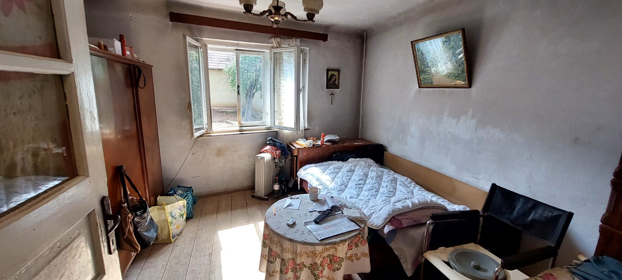 Casa renovabila 4cam, 800mp teren,spre vanzare in Fantanele