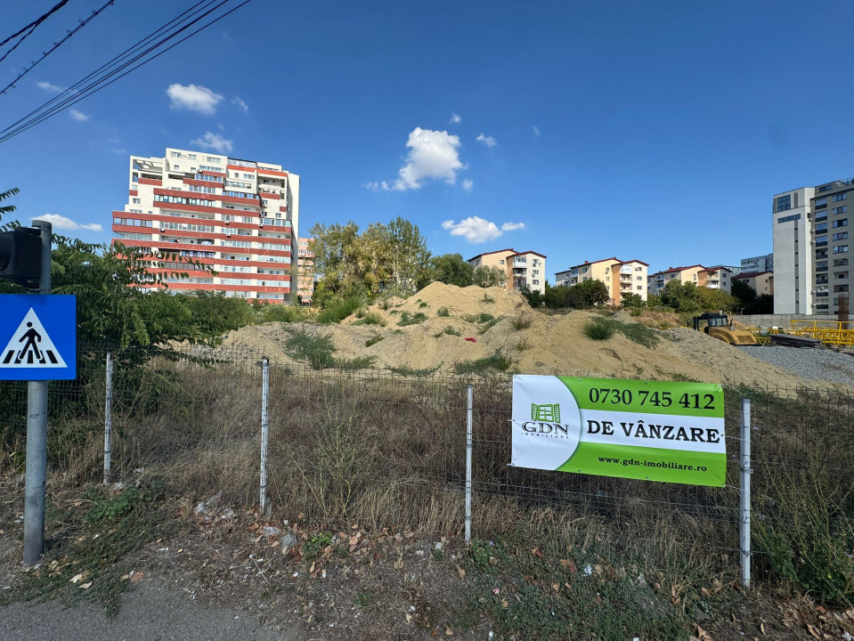 Teren intravilan, 2500 MP, Craiova, POT 40%, CUT 2,2
