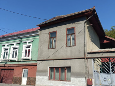 Casă individuală de vânzare Reghin zona centrală
