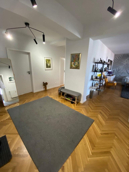 Apartament 4 camere, finisaje premium, Andrei Muresanu