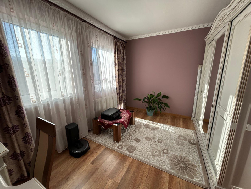 Ofertă de vânzare ap. cu 4 cam.+pod 50 mp., Iris/Oașului
