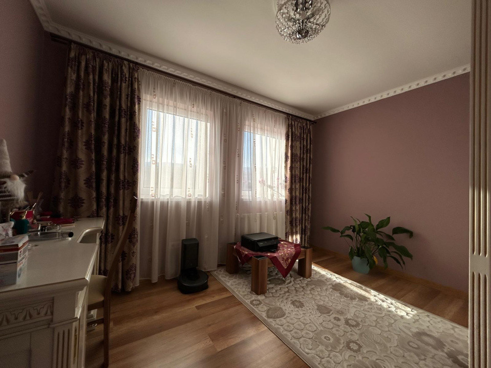 Ofertă de vânzare ap. cu 4 cam.+pod 50 mp., Iris/Oașului